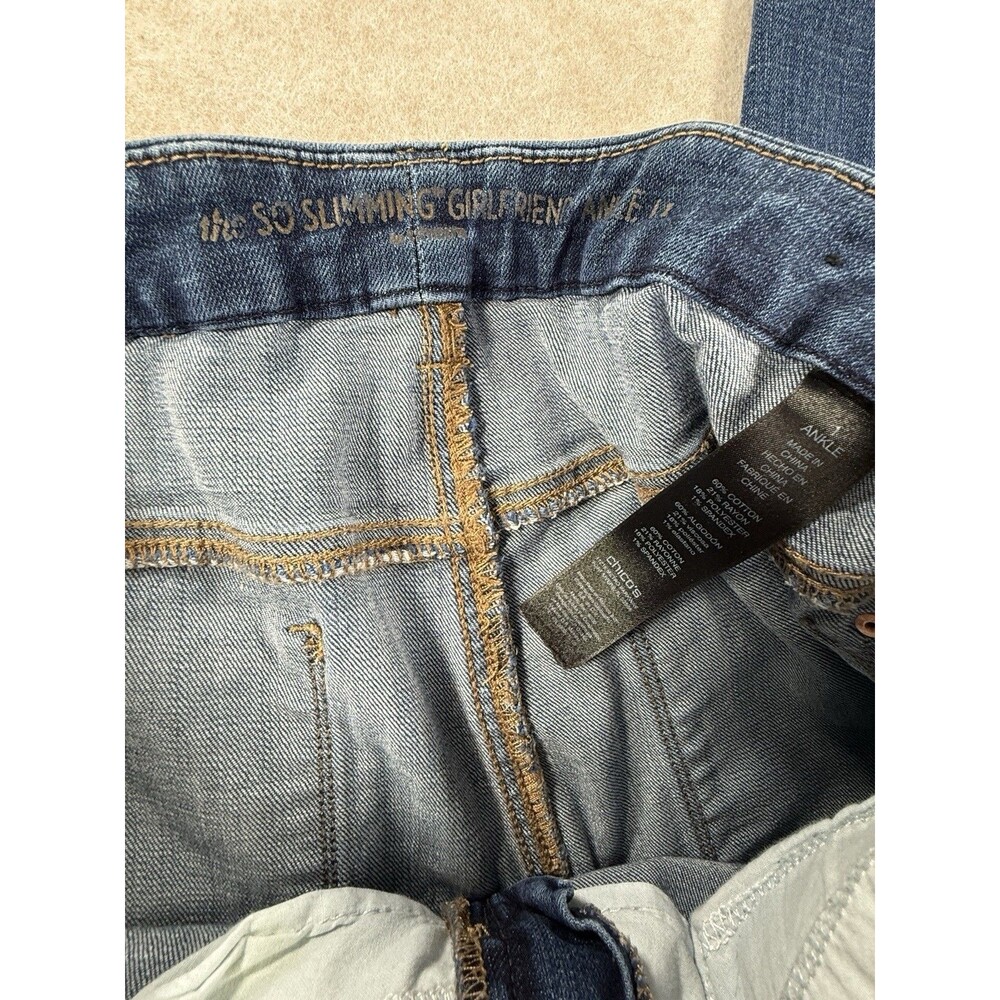 Chico’s So Slimming Girlfriend Ankle Jeans Size 1 Blue Denim Mid Rise Stretch - Picture 6 of 9